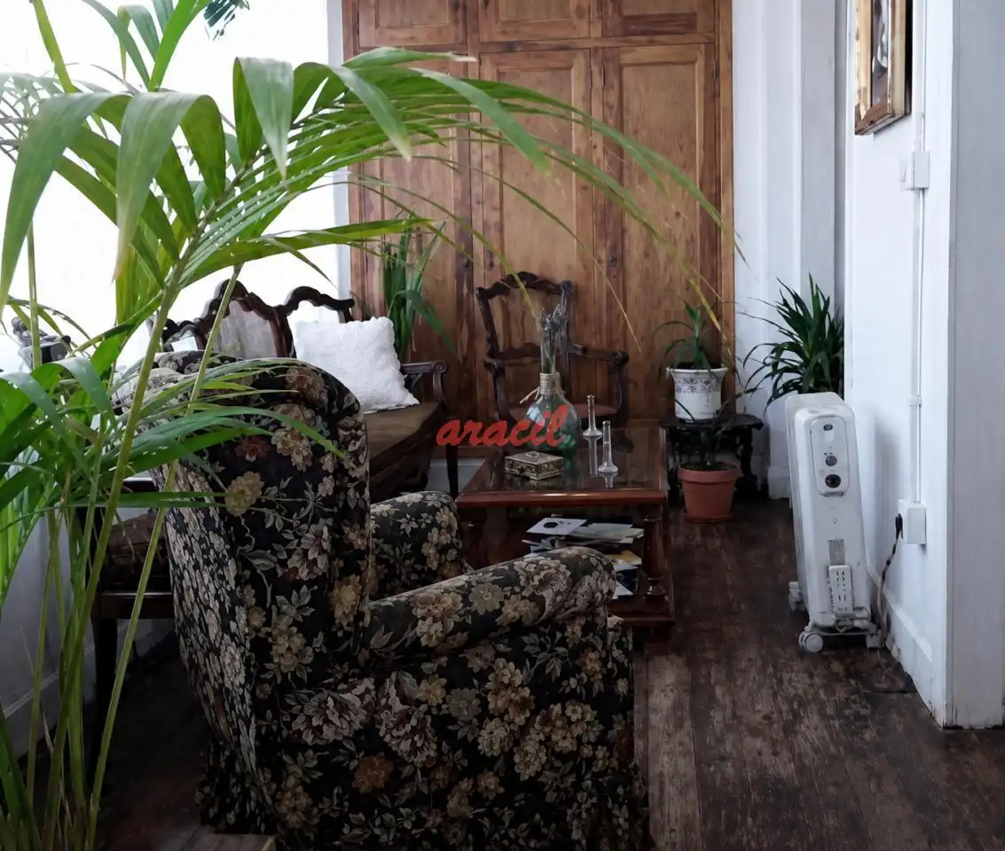 Sala d'estar de Casa o xalet en venda en A Pobra do Brollón  amb Calefacció, Jardí privat i Moblat