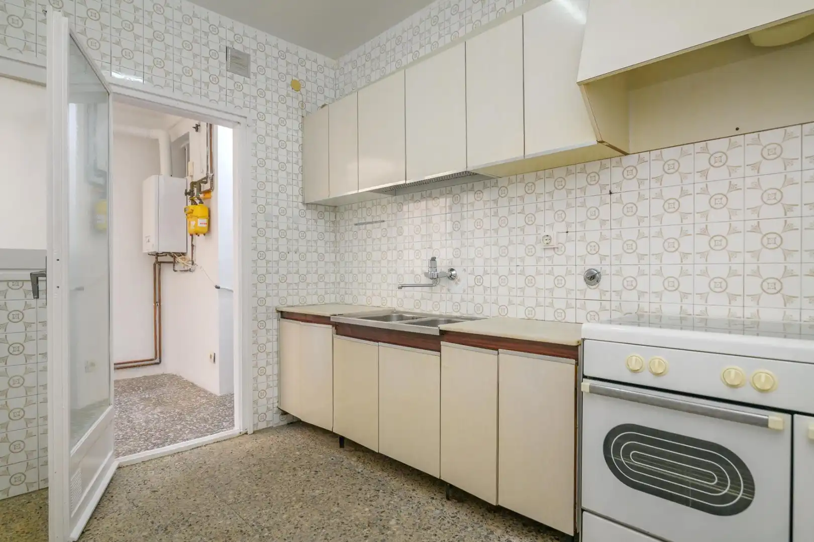Kitchen of Flat for sale in Manresa  with Heating, Storage room and Balcony