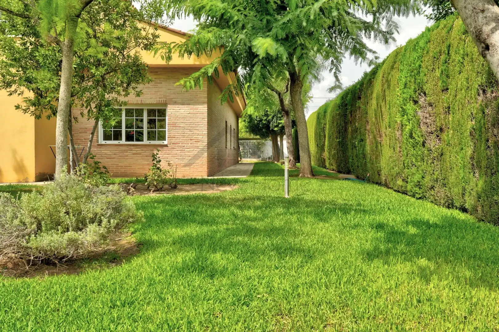 Garden of Houses for sale in La Pobla de Vallbona  with Heating, Private garden and Terrace