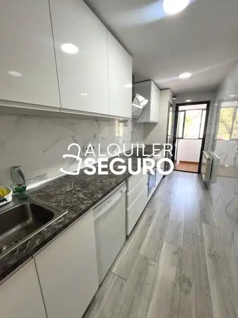 Cocina de Piso de alquiler en Pinto con Calefacción y Trastero
