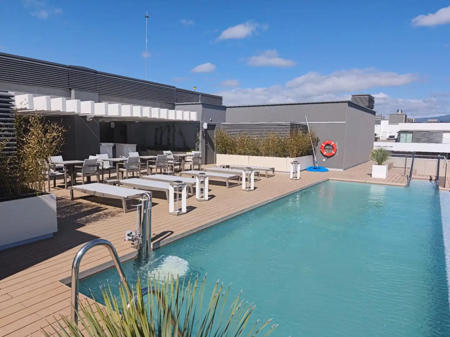 Schwimmbecken von Wohnung zur Miete in Málaga mit Klimaanlage, Heizung und Terrasse