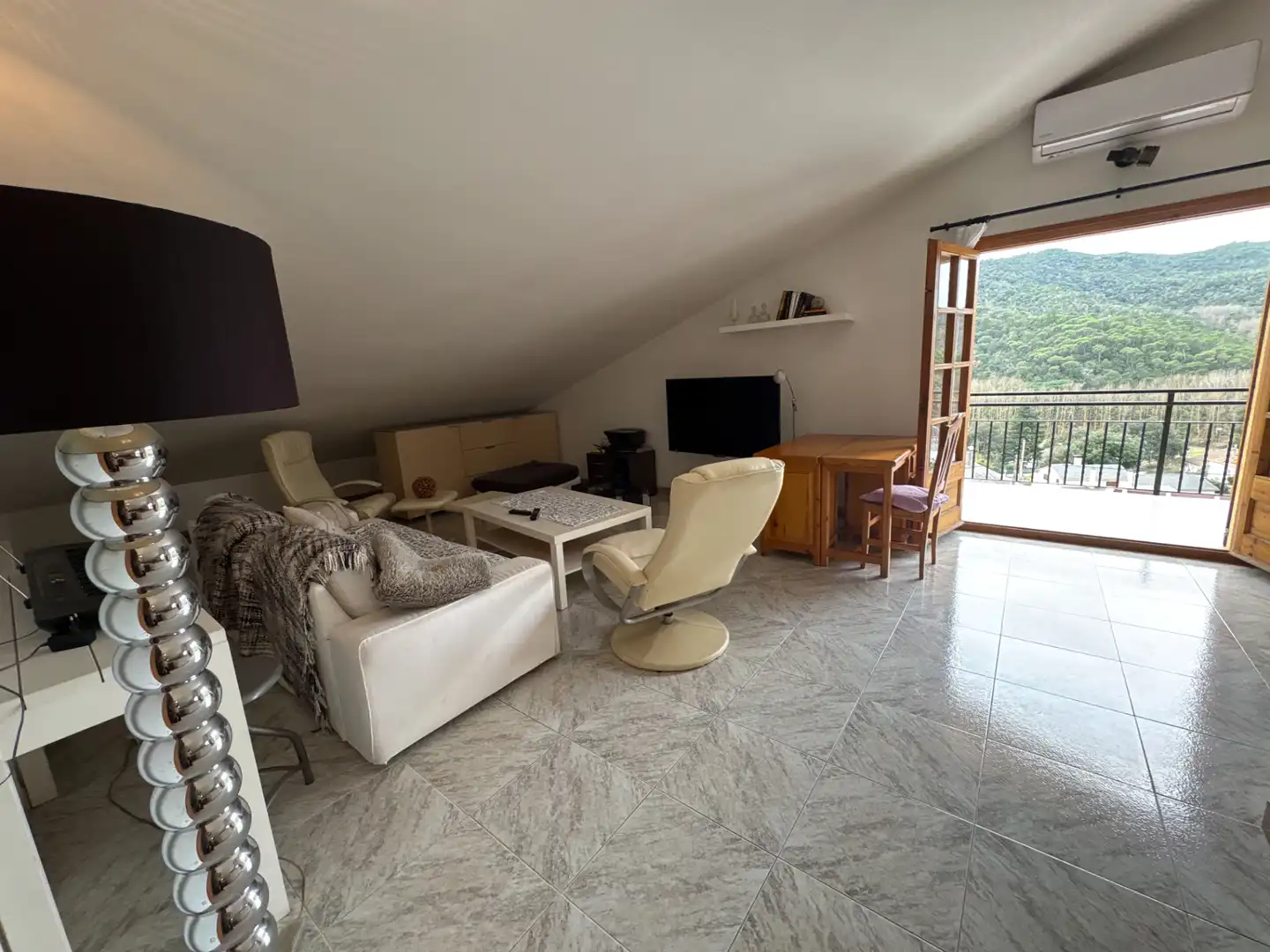 Sala d'estar de Casa o xalet en venda en Vallgorguina amb Aire condicionat, Calefacció i Jardí privat
