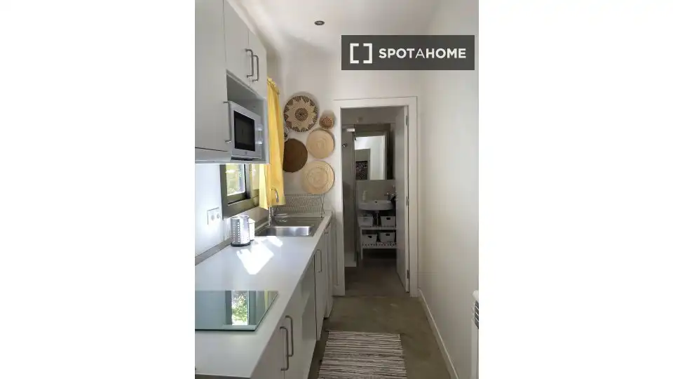 Cocina de Piso de alquiler en Sabadell con Aire acondicionado, Calefacción y Amueblado
