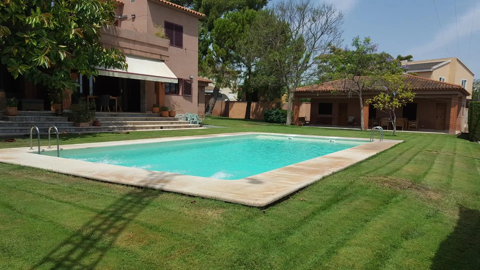 Piscina de Casa o chalet en venta en La Pobla de Vallbona con Aire acondicionado, Calefacción y Piscina