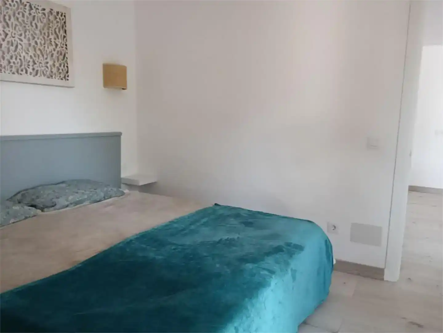 Dormitori de Apartament de lloguer en Pollença amb Aire condicionat, Jardí privat i Parquet