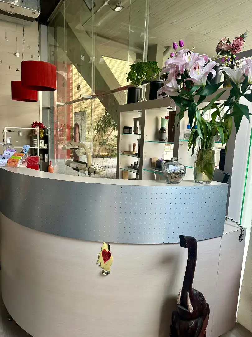 Local comercial en traspaso en Carrer del Consell de Cent, imagen 2