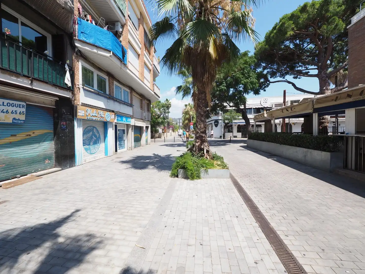 Vista exterior de Pis en venda en Castelldefels amb Calefacció, Parquet i Balcó