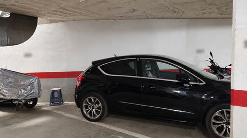 PARKING PARA COCHE Y MOTO, imatge 2