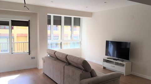 Photo 3 of Flat for rent in Calle General O'donnell, 7, Ensanche - Diputación, Alicante / Alacant