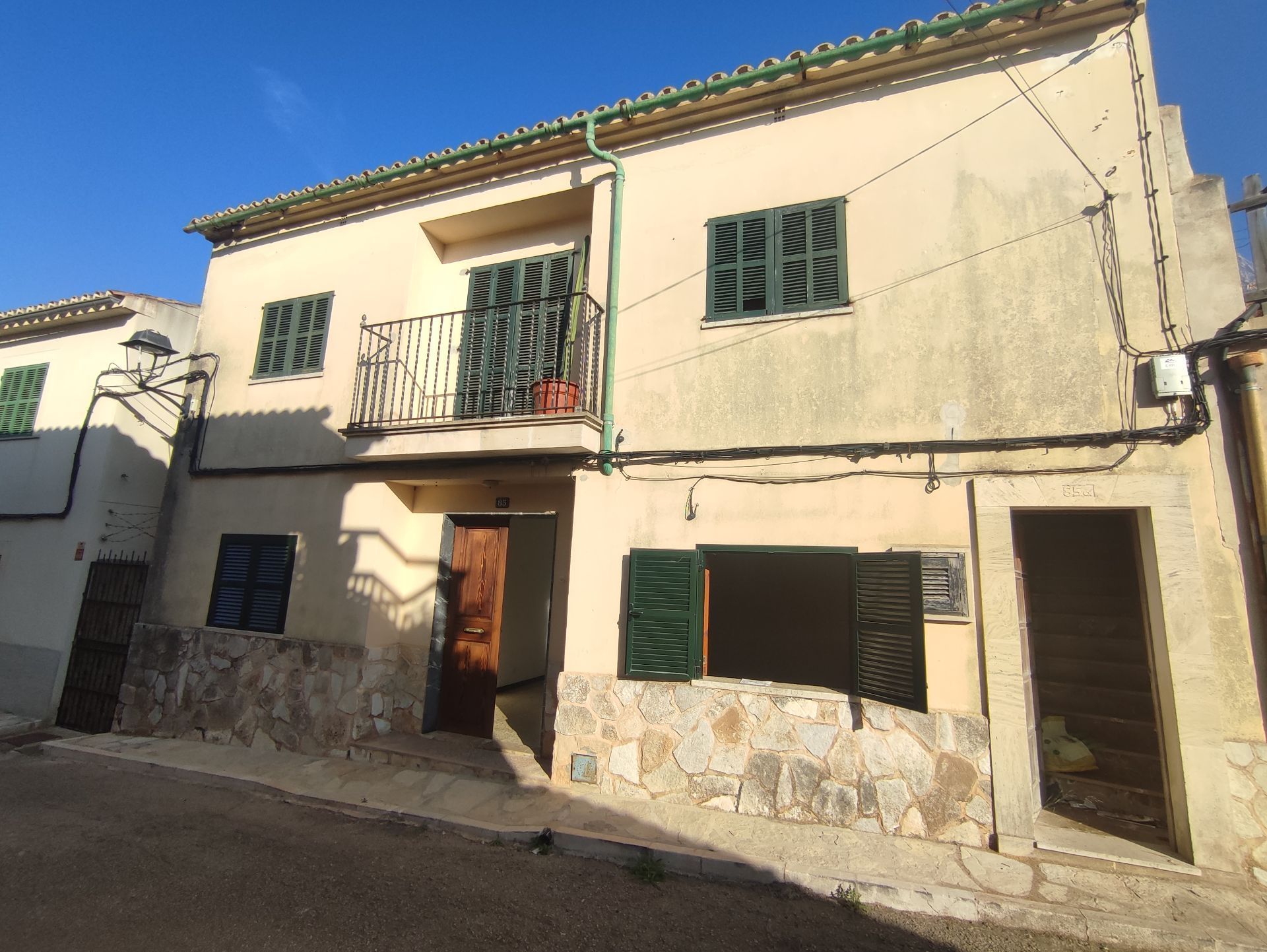 Außenansicht von Wohnung zum verkauf in Sencelles mit Terrasse und Abstellraum