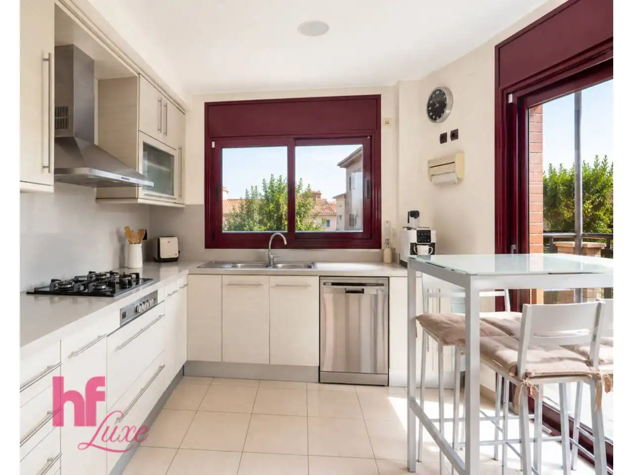 Cocina de Casa adosada en venta en Lliçà de Vall con Aire acondicionado, Calefacción y Jardín privado