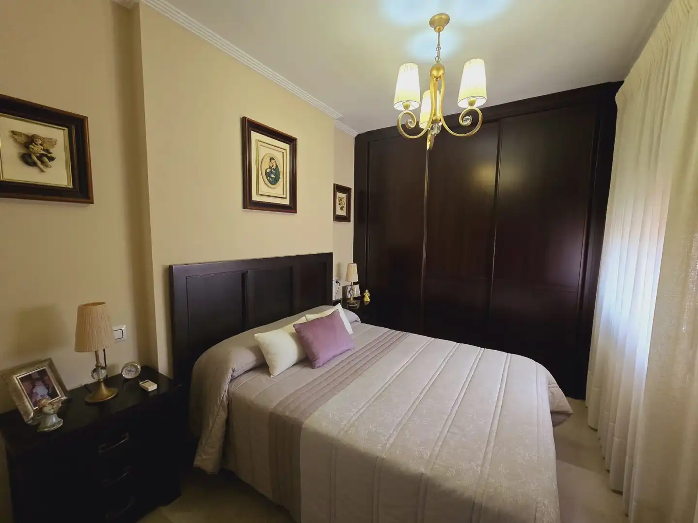 Habitación de Casa o chalet en venta en Alcalá de Guadaira con Trastero