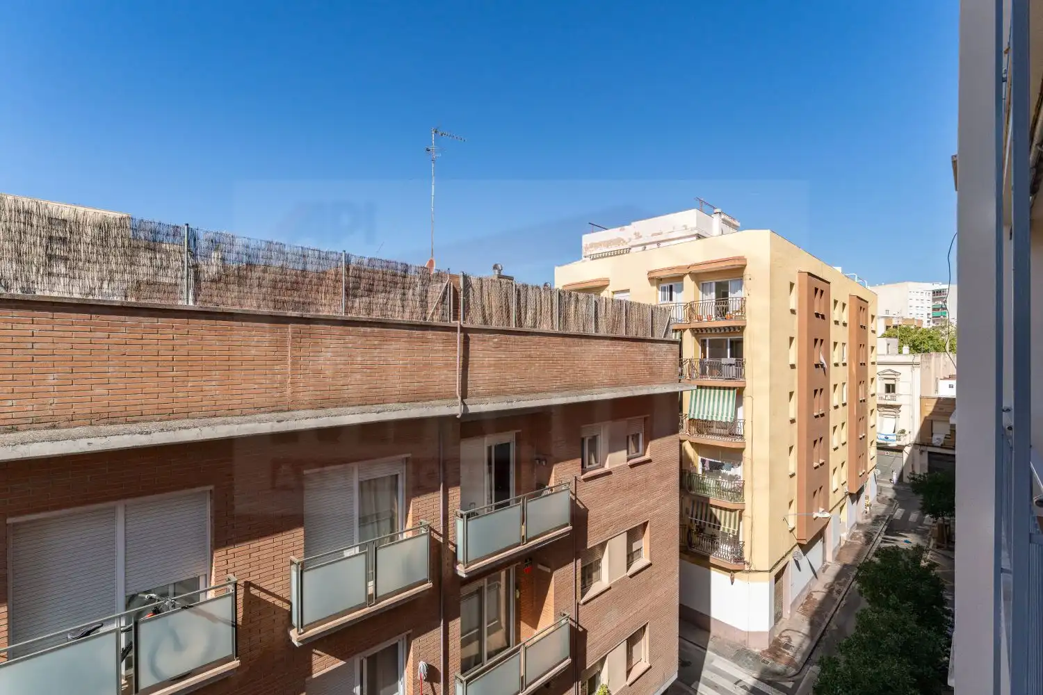 Vista exterior de Pis en venda en Reus amb Balcó