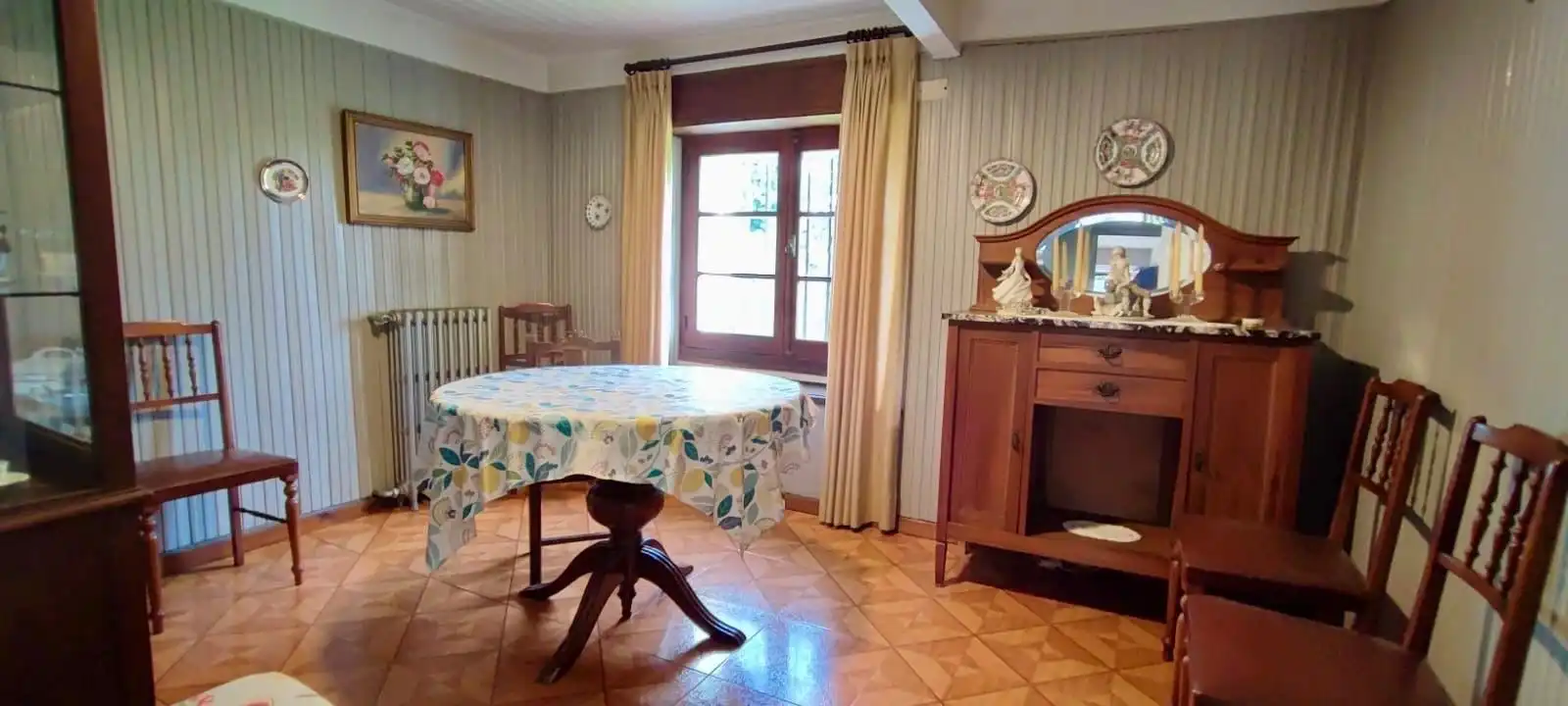 Comedor de Casa o chalet en venta en Llanes con Calefacción y Jardín privado