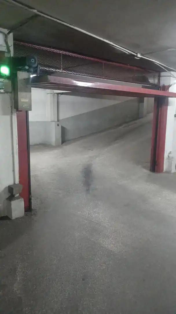 Parkplatz von Garage zum Verkauf in Gijón 