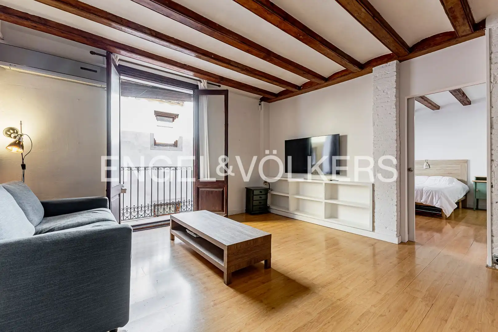 Vista exterior de Piso en venta en Barcelona con Aire acondicionado, Calefacción y Amueblado