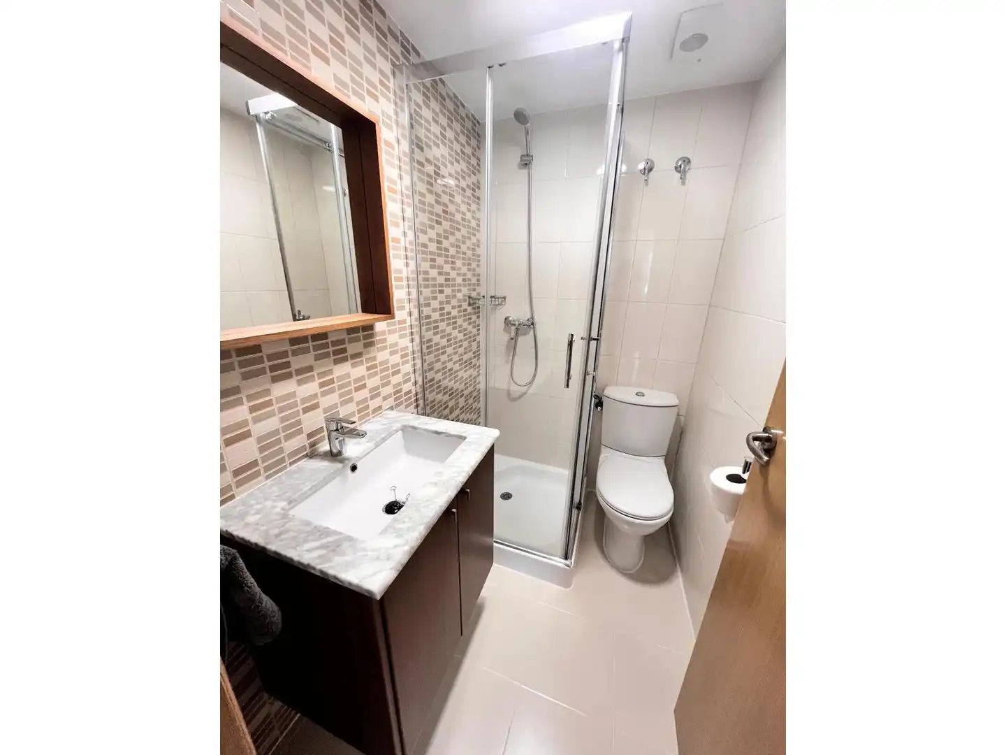 Bathroom of Ground floor for rent in L'Alfàs del Pi  with Air Conditioner, Heating and Terrace