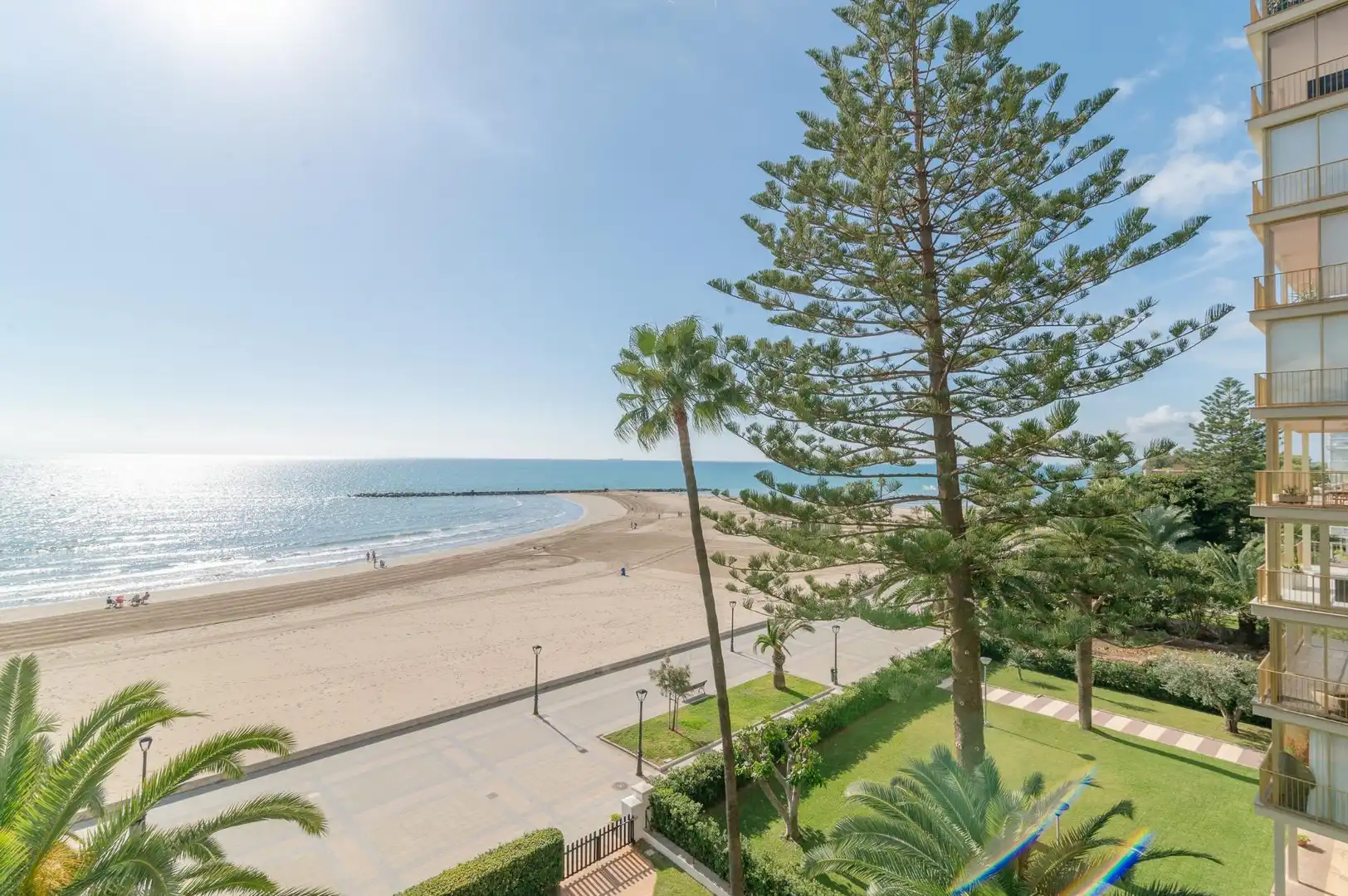 Apartamento con ascensor en venta en Passeig Marítimo Bernat Artola 30, imagen 40