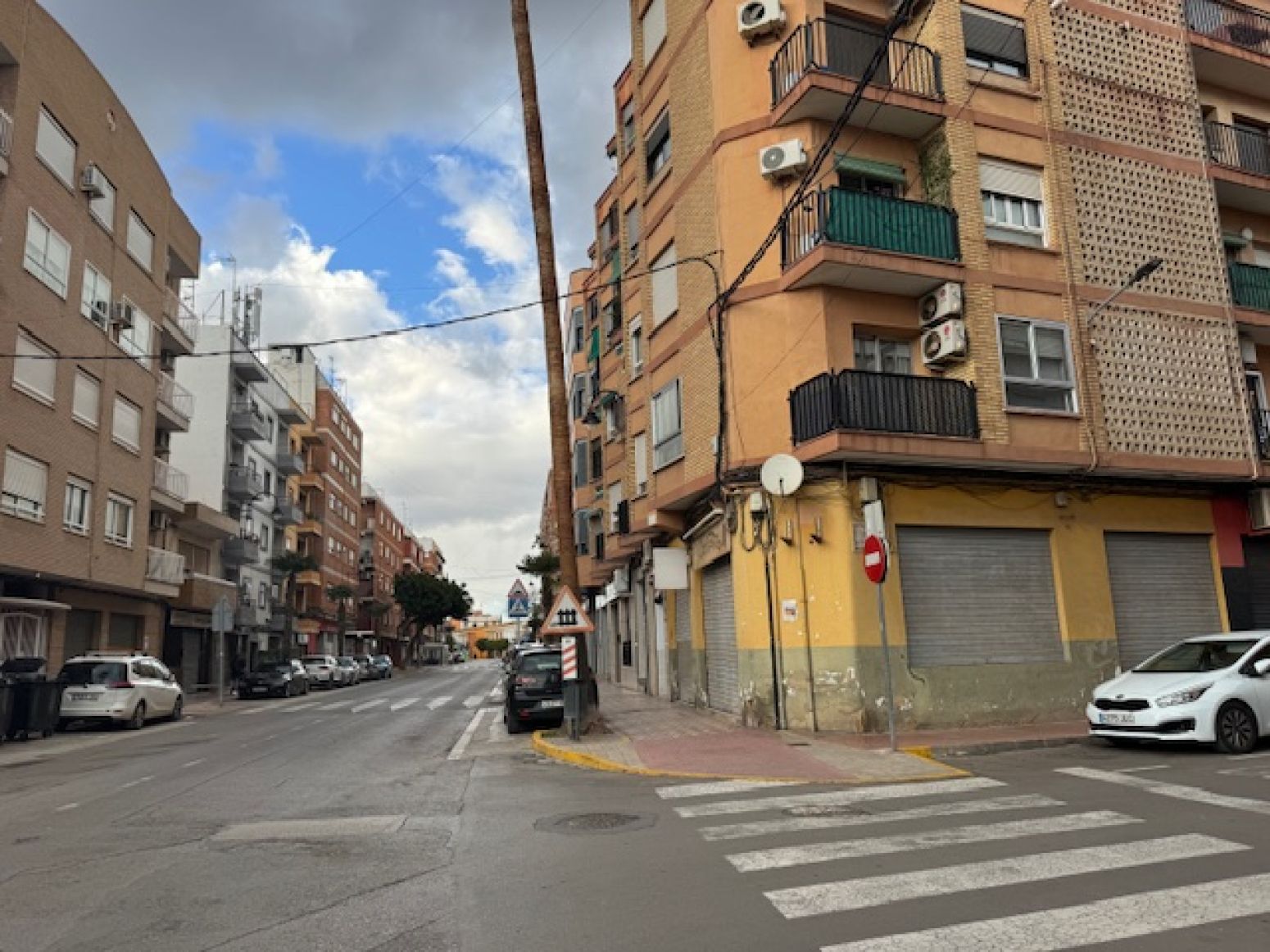 Vista exterior de Local de lloguer en Museros