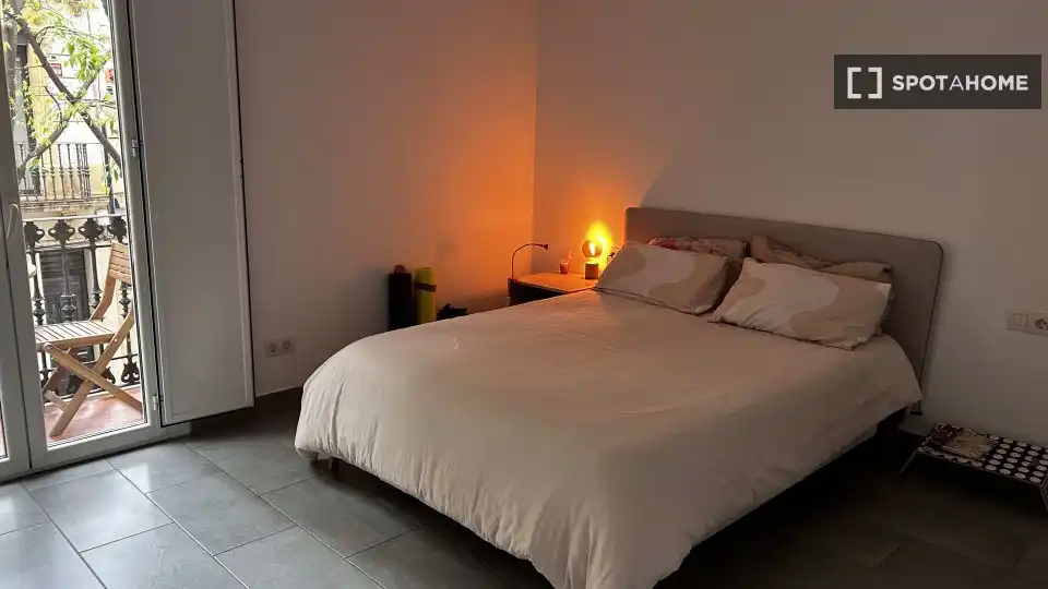 Habitación de Piso de alquiler en Barcelona con Aire acondicionado, Calefacción y Amueblado