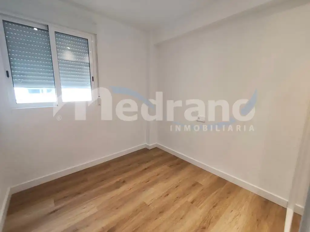 Bedroom of Apartments for rent in Benidorm  with Air Conditioner, Heating and Washing machine