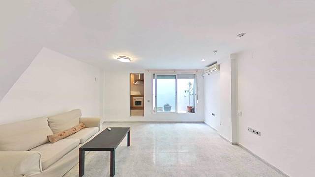 Dúplex en Venta en Instituts