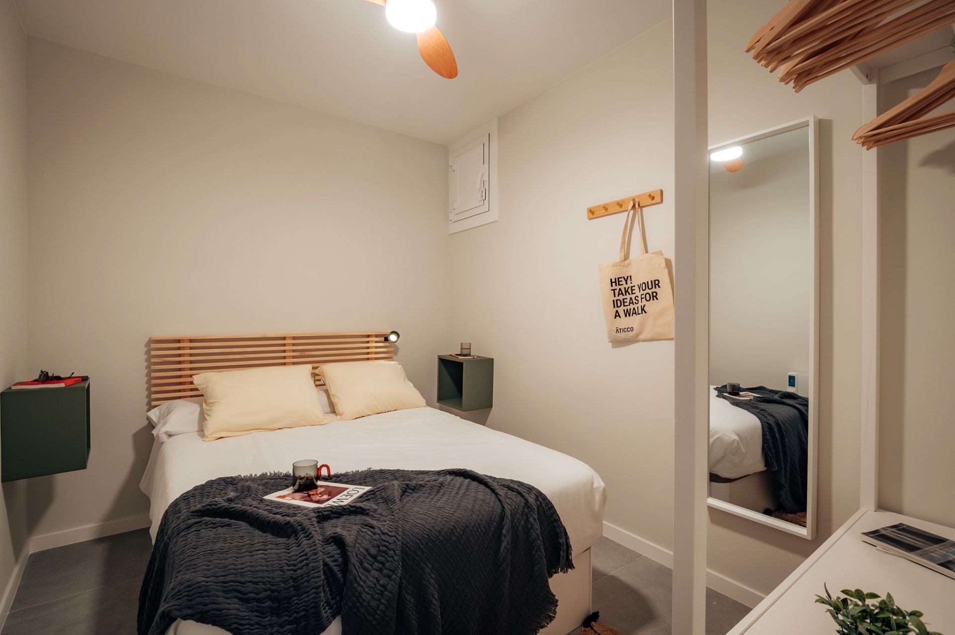 Bedroom of Flat to share in Premià de Mar  with Heating, Furnished and Oven