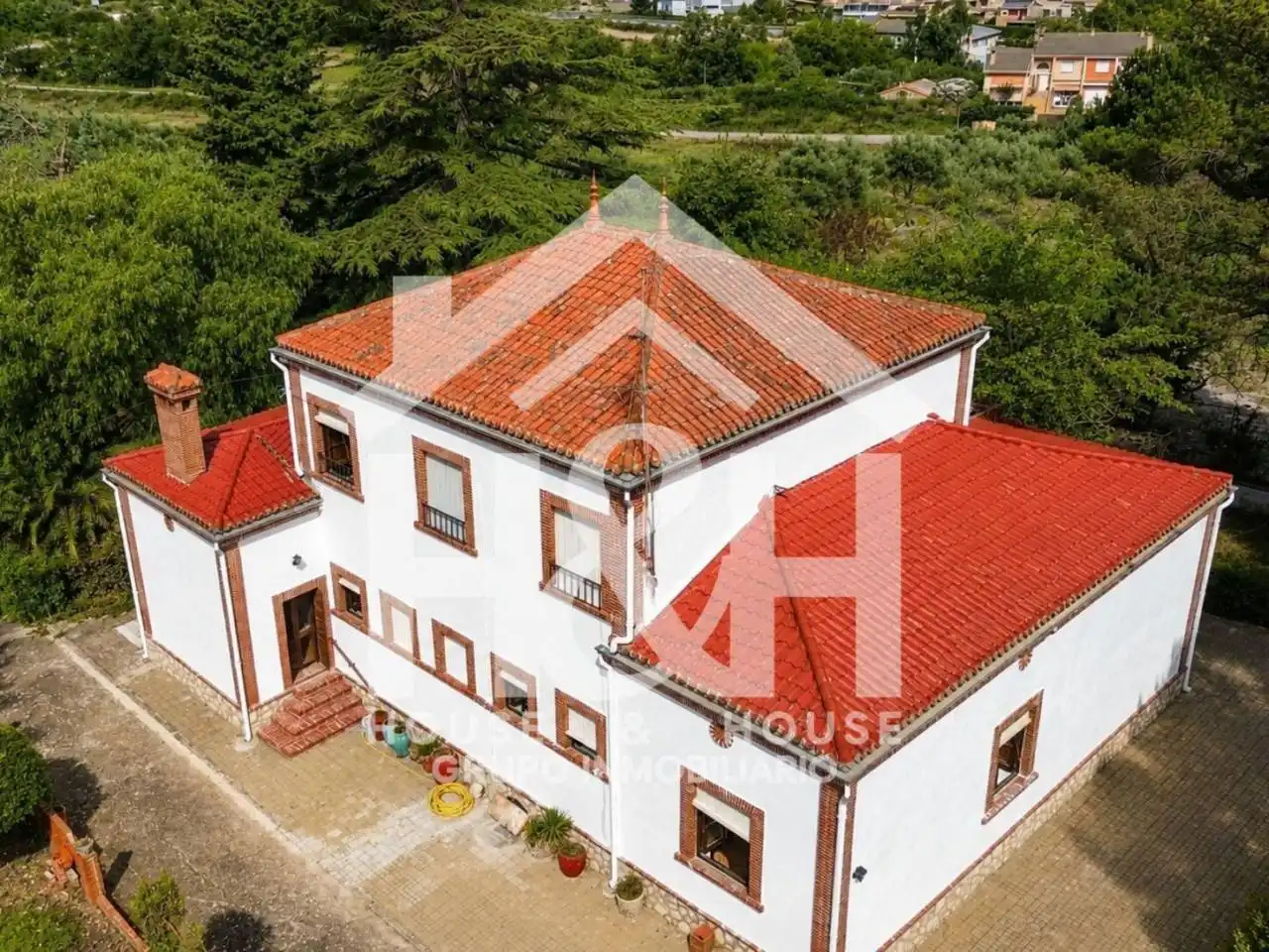 Casa rústica con piscina en venta en Poligono CAMÍ DELS AQUES