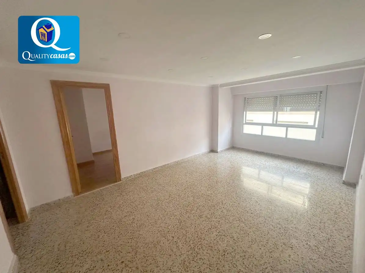 Apartment with terrace for sale in Jijona / Xixona