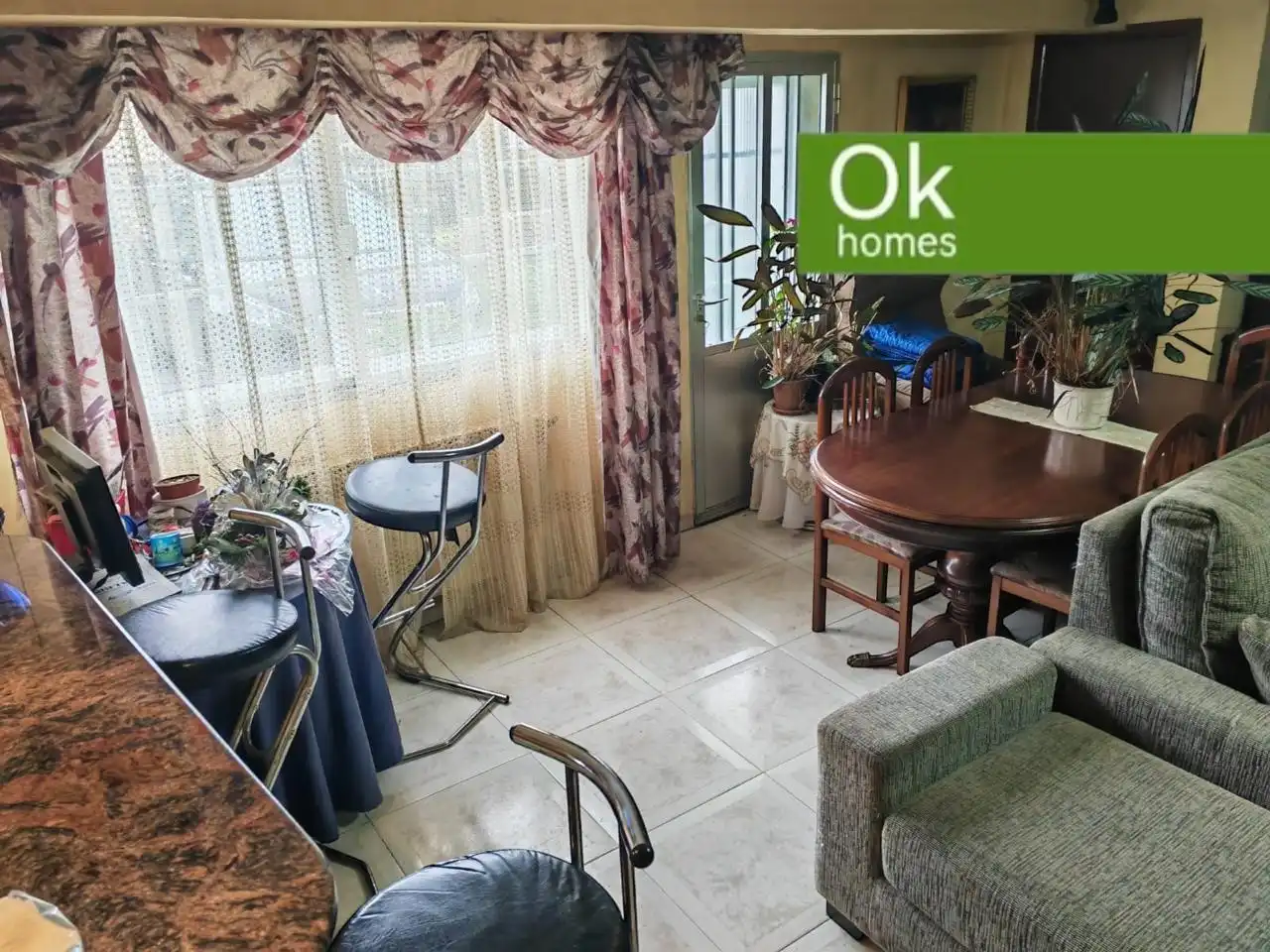 Dining room of Detached homes for sale in Curtis  with Private garden, Swimming Pool and Furnished