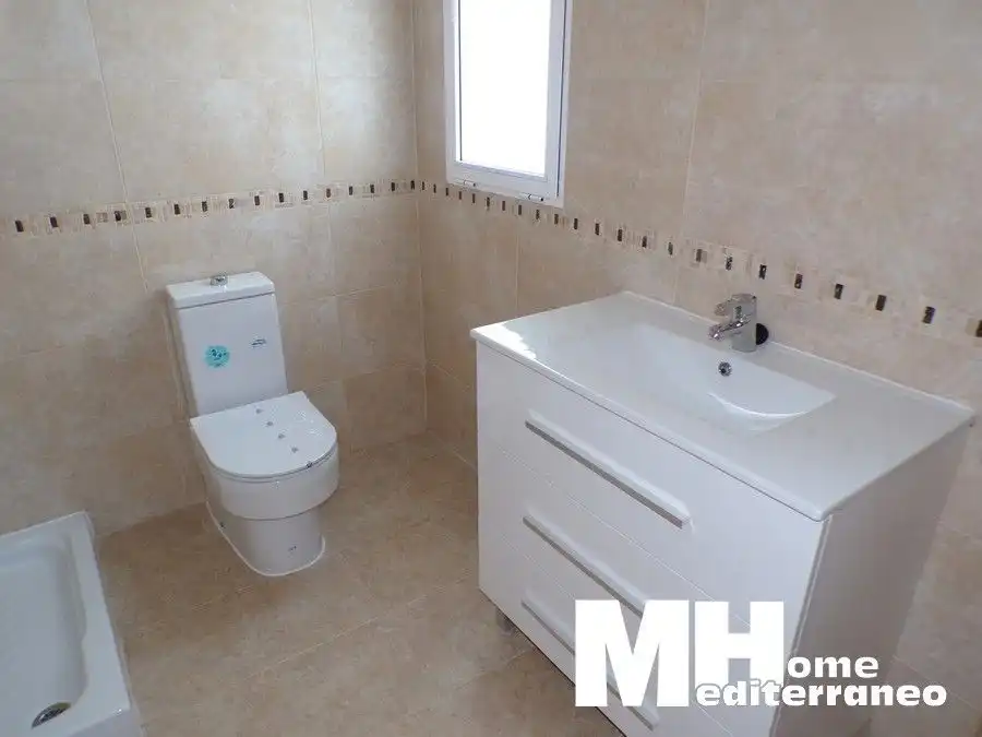 Baño de Casa adosada en venta en Gilet con Aire acondicionado