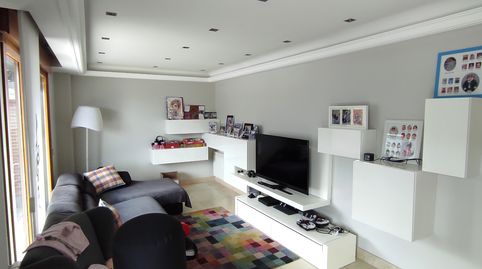 Foto 3 de Piso en venta en Minero Hiribidea, Ortuella, Bizkaia