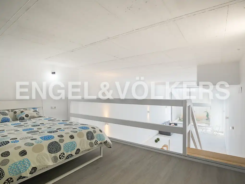 Schlafzimmer von Loft zur Miete in Valencia mit Klimaanlage, Heizung und Privatgarten