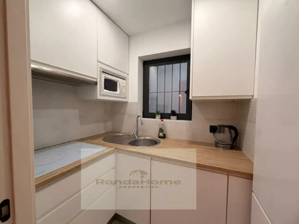 Flat with balcony to rent in Avenida Flor De Loto, imagen 3