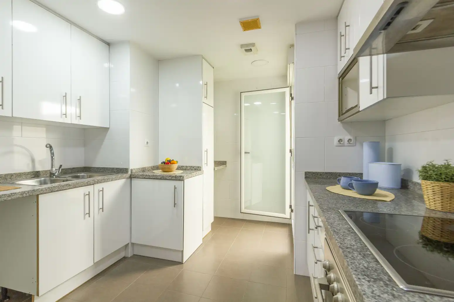 Küche von Wohnung zum Verkauf in Foios mit Klimaanlage und Terrasse