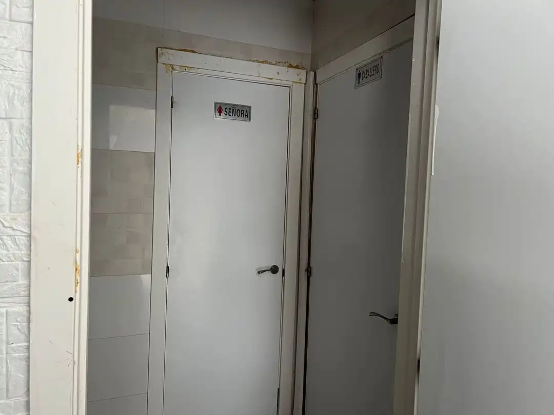 Baño de Local en venta en Oropesa del Mar / Orpesa con Amueblado