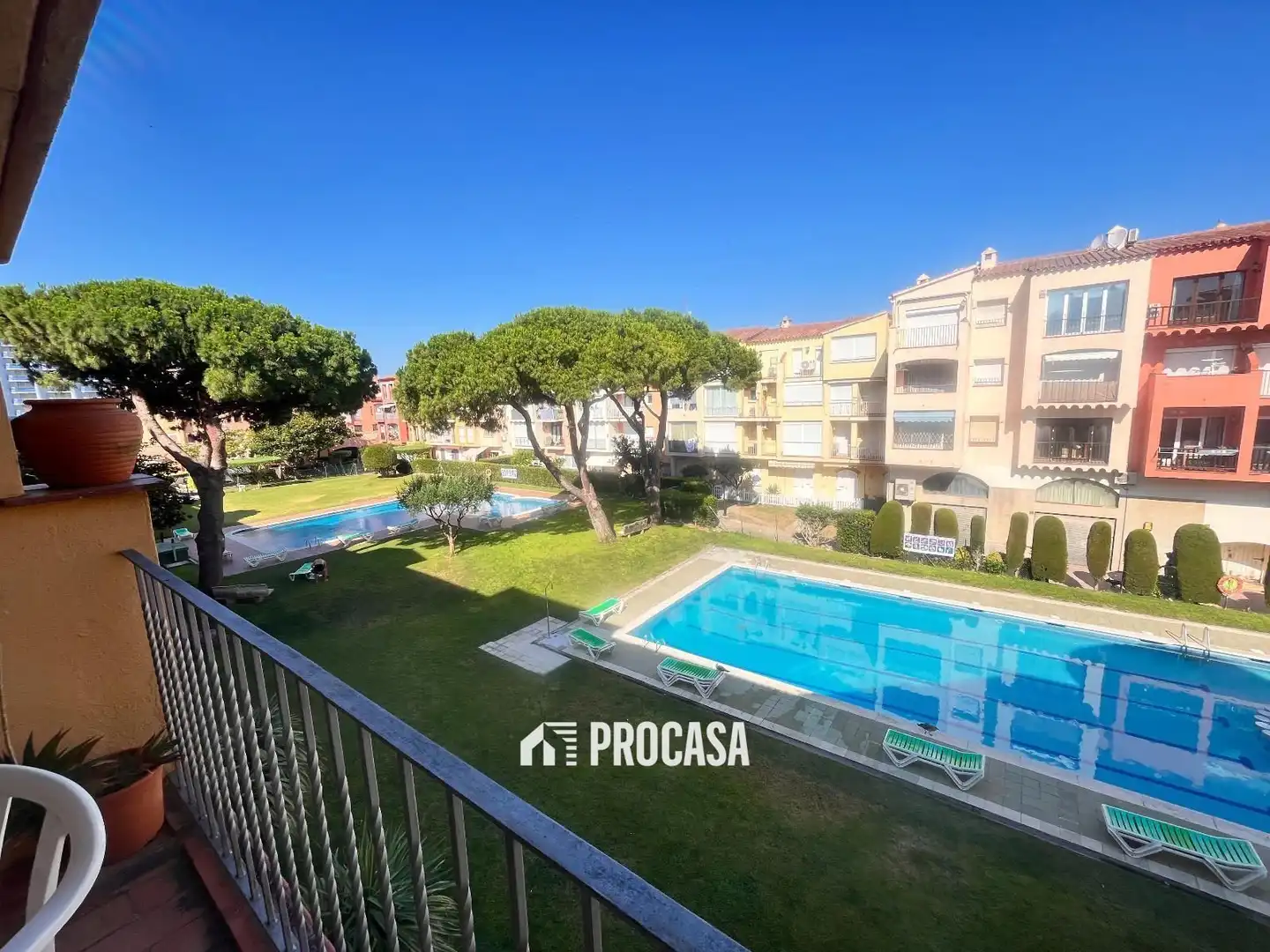 Pis amb piscina en venda a CAMÍ DE L'OMBRA