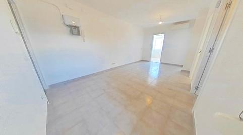 Foto 4 de Piso de alquiler en Lloreda, Barcelona