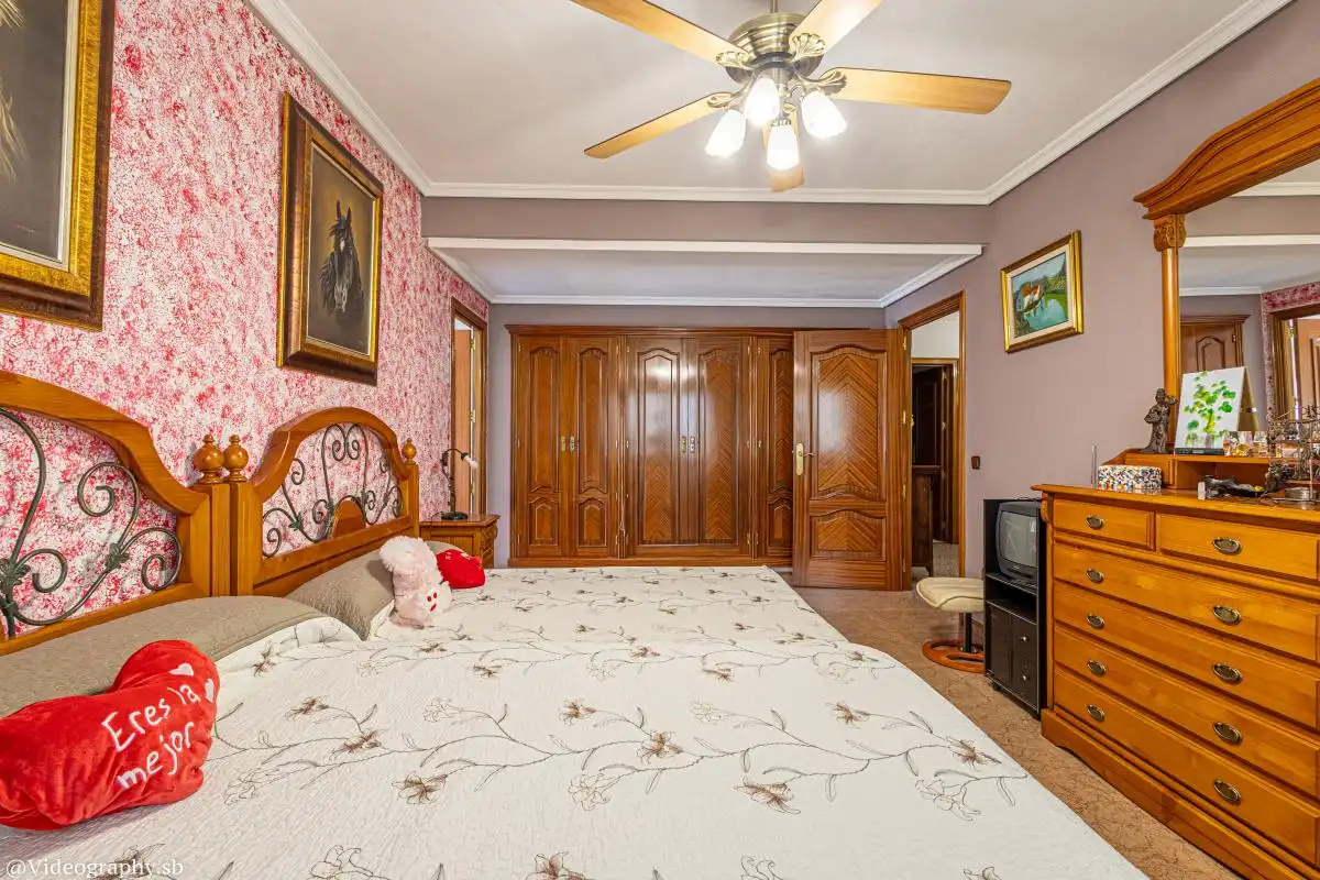 Schlafzimmer von Haus oder Chalet zum Verkauf in Mondéjar mit Heizung, Schwimmbad und Möbliert