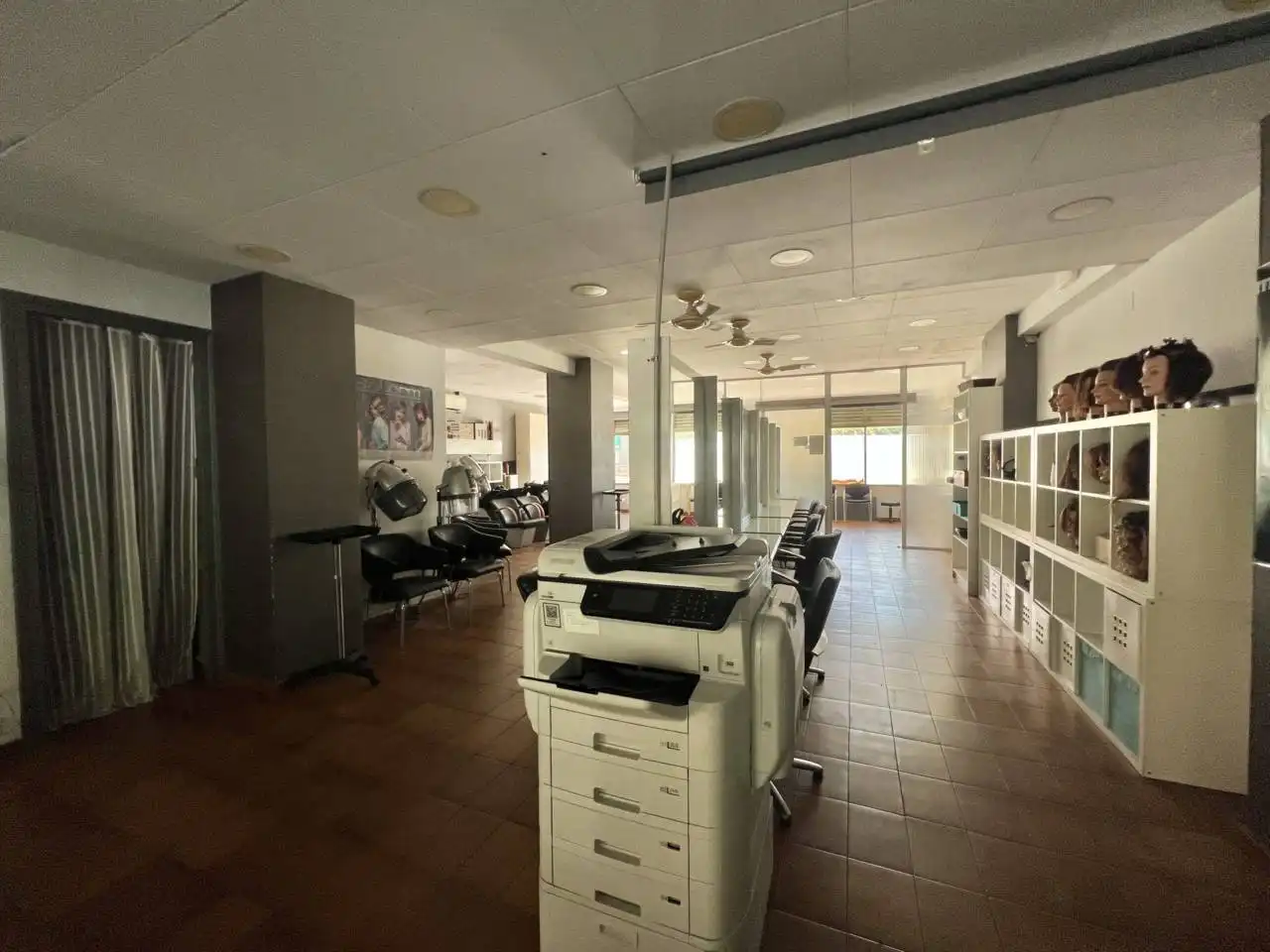 Geschaftsraum zur Miete in Martorell