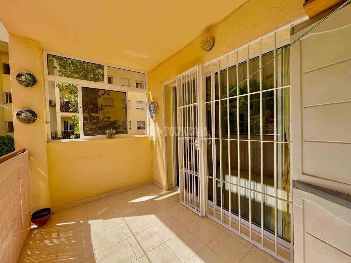 Exterior view of Flat for sale in Benalmádena  with Air Conditioner, Heating and Parquet flooring