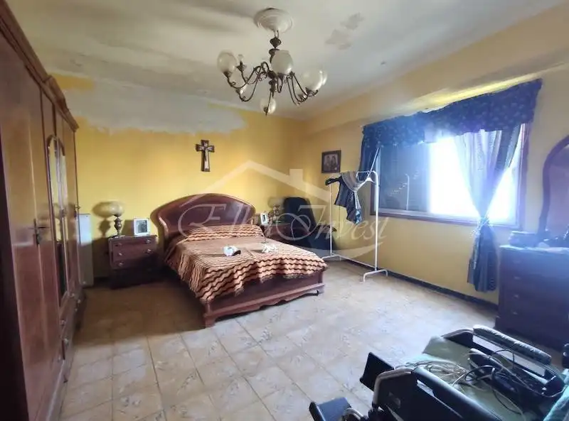 Dormitori de Casa o xalet en venda en Guía de Isora amb Terrassa, Traster i Moblat