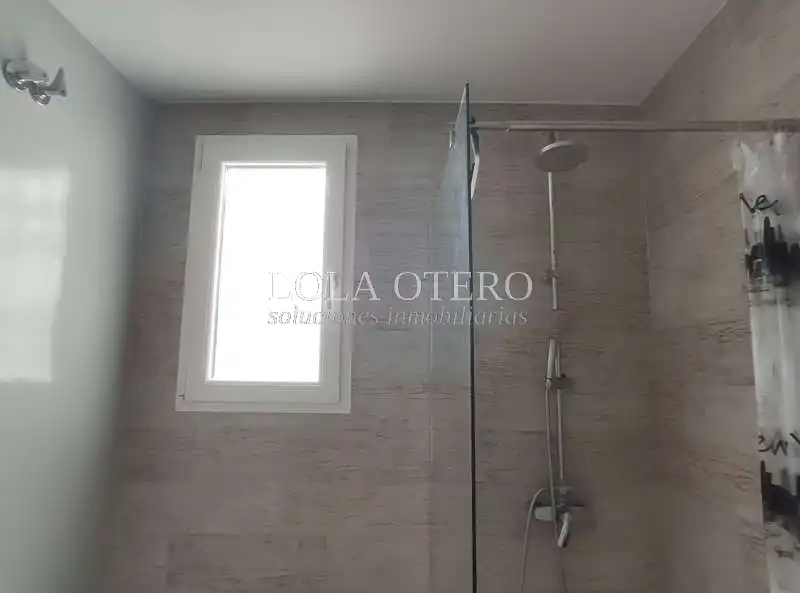 Baño de Ático de alquiler en Valencia con Aire acondicionado, Calefacción y Terraza