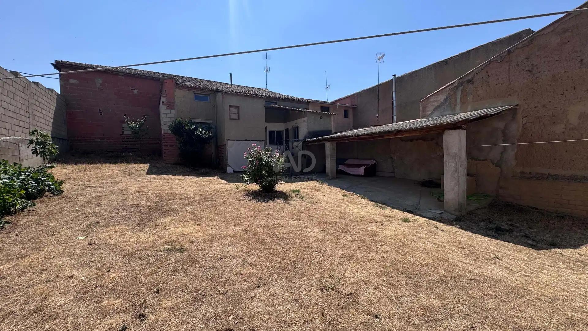 Houses for sale in Castilfalé  with Terrace