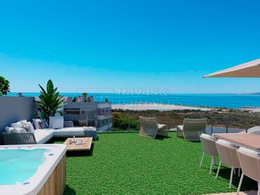 Apartamento con balcón en venta en Santa Pola ciudad