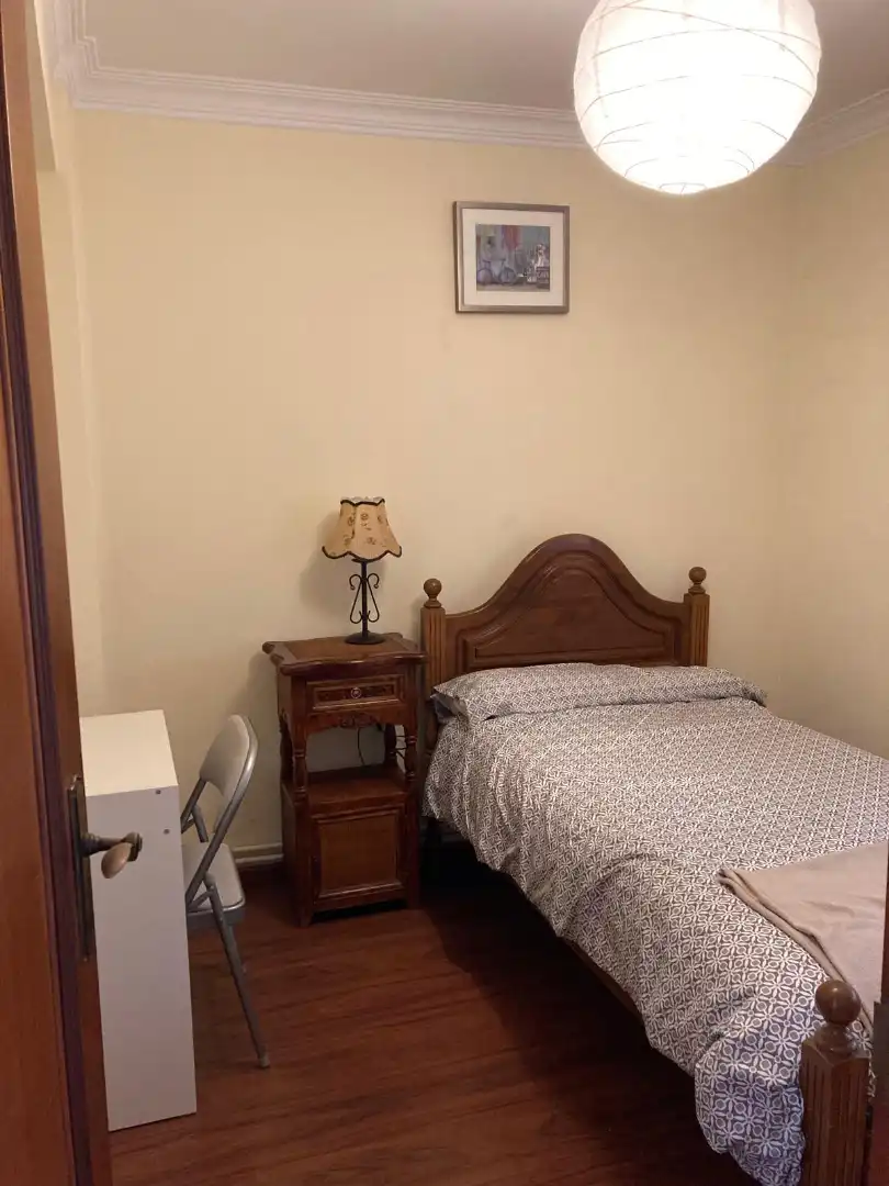 Bedroom of Flat for rent in Ferrol  with Heating, Parquet flooring and Furnished