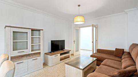 Foto 3 de Pis en venda a Calle Demóstenes, El Cónsul - Ciudad Universitaria - El Romeral, Málaga