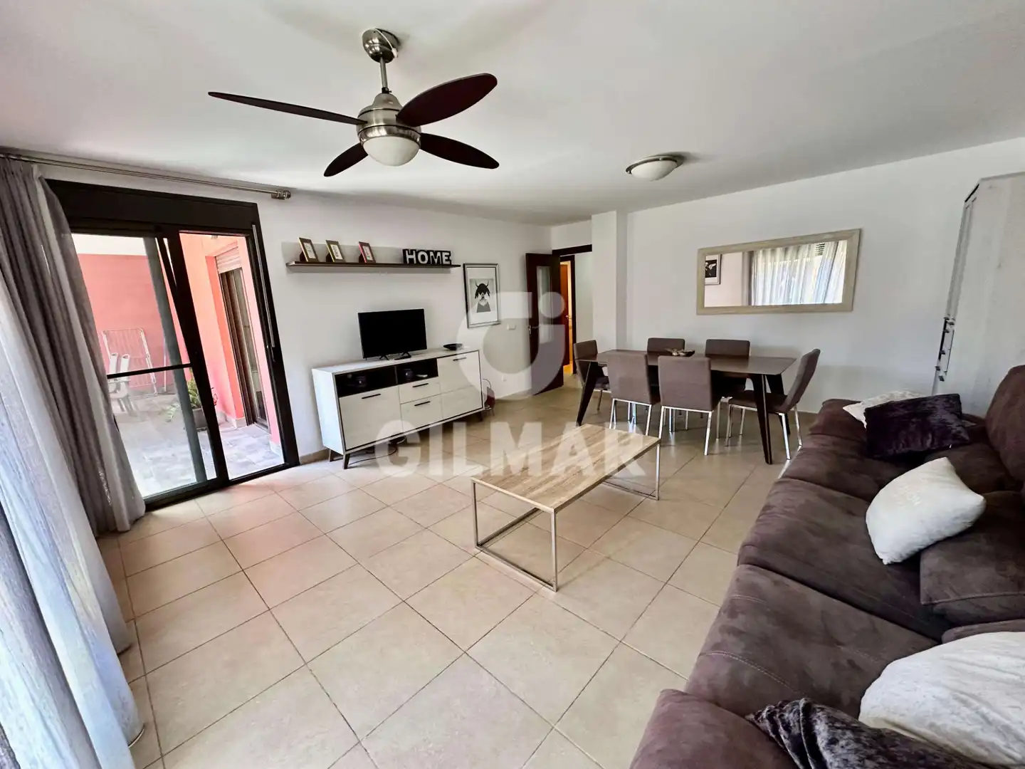 Wohnzimmer von Wohnung zum Verkauf in Arona mit Privatgarten, Terrasse und Abstellraum