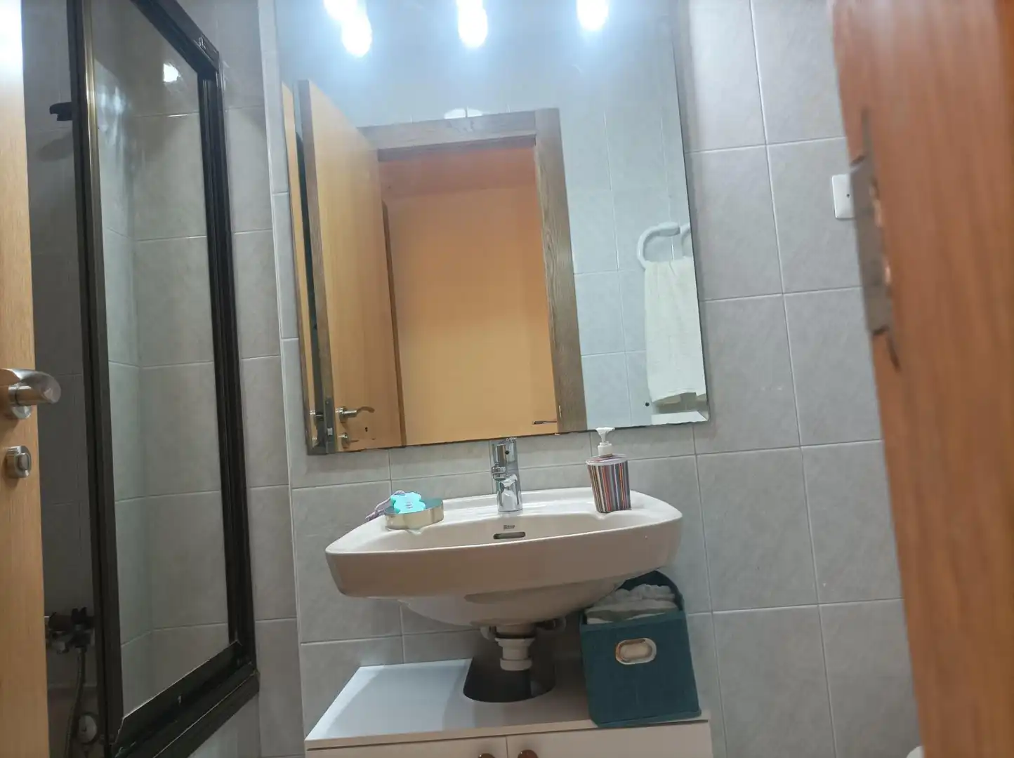 Baño de Apartamento en venta en Murcia con Aire acondicionado, Calefacción y Trastero