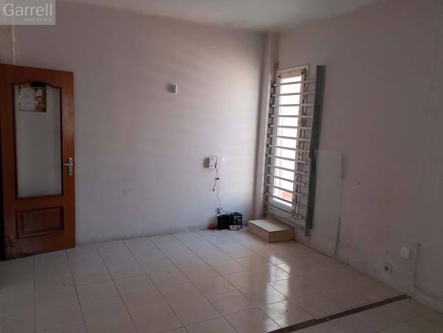 Piso en Venta en carrer TAQUIGRAF MARTI 
 Pl: Pt:
 TARRAGONA (TAR en Eixample